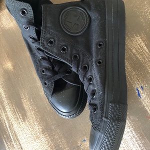 Converse Unisex Lo Top Sneakers